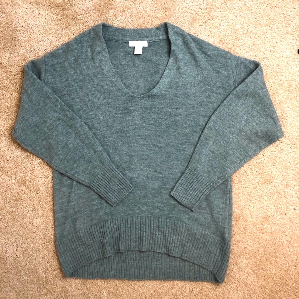 H&M V-neck Sweater in Heather Green Color